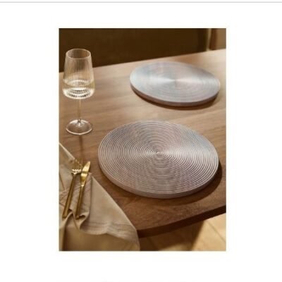 Set of 2 White Wash Bronx Etched Wooden Placemats